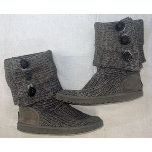 UGG Australia Classic Cardy Boots Size 9 Women's Color Grey. Sweater Booties